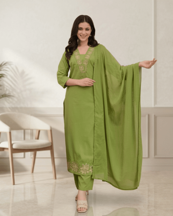 Embroidered Silk Kurta Set with Dupatta – Tsara