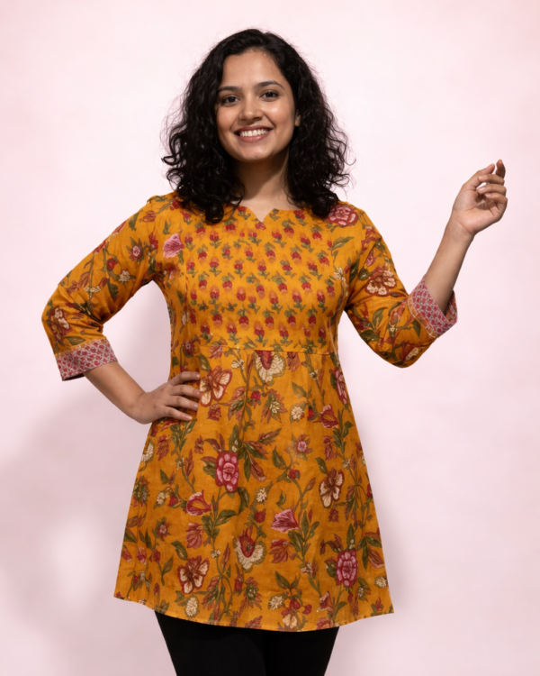 Floral Printed Cotton Short Top for Women – Casual Daily Wear | Tsara